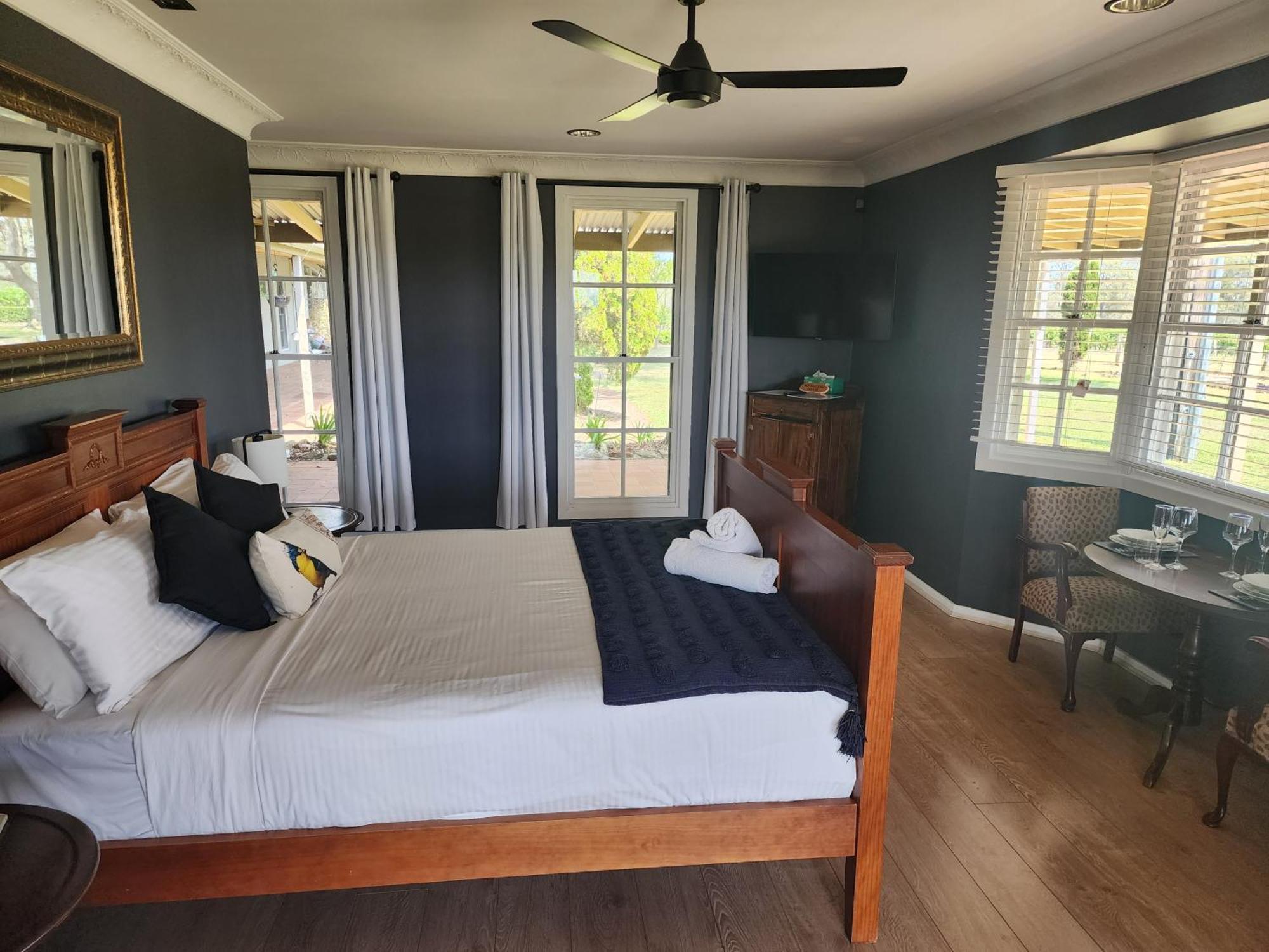 Blueberry Hill Vineyard Stay Rothbury Экстерьер фото